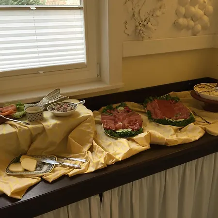 Haus Waldesruh - Eventhotel * Schönewalde