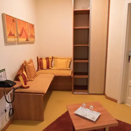 Haus Waldesruh - Eventhotel Schönewalde