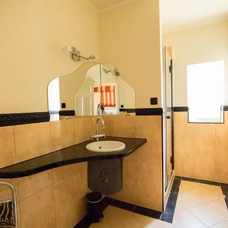 Haus Waldesruh - Eventhotel Otel