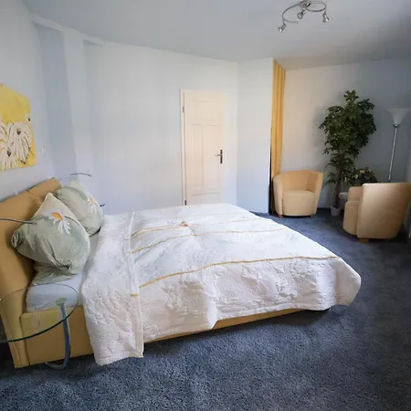 Haus Waldesruh - Eventhotel Otel