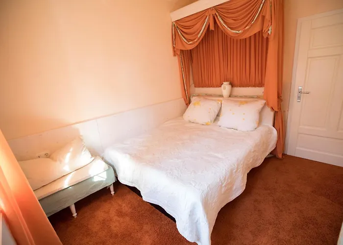 Haus Waldesruh - Eventhotel Hotel *