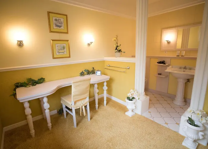 Haus Waldesruh - Eventhotel Schönewalde